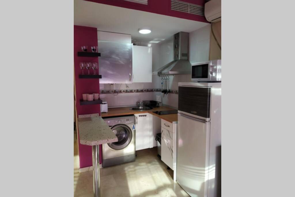 Ferienwohnung Wonderfull Studio Very Close To The City Center Málaga Exterior foto